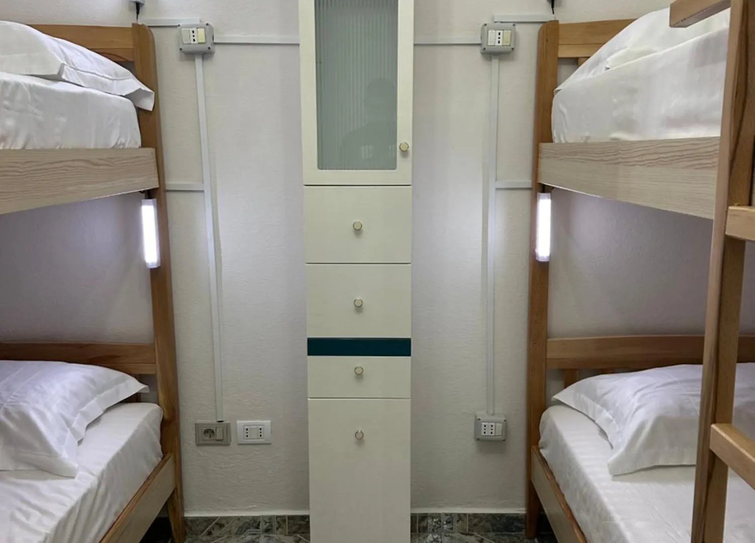 Tirana Lemon Breeze Hostel