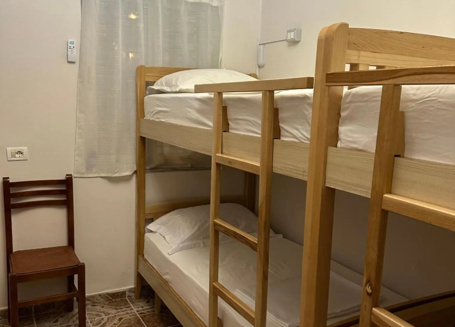 Tirana Lemon Breeze Hostel