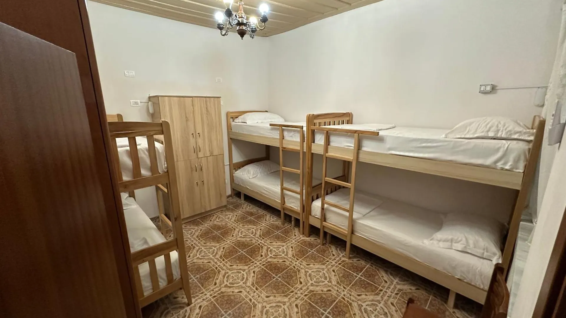 Tirana Lemon Breeze Hostel