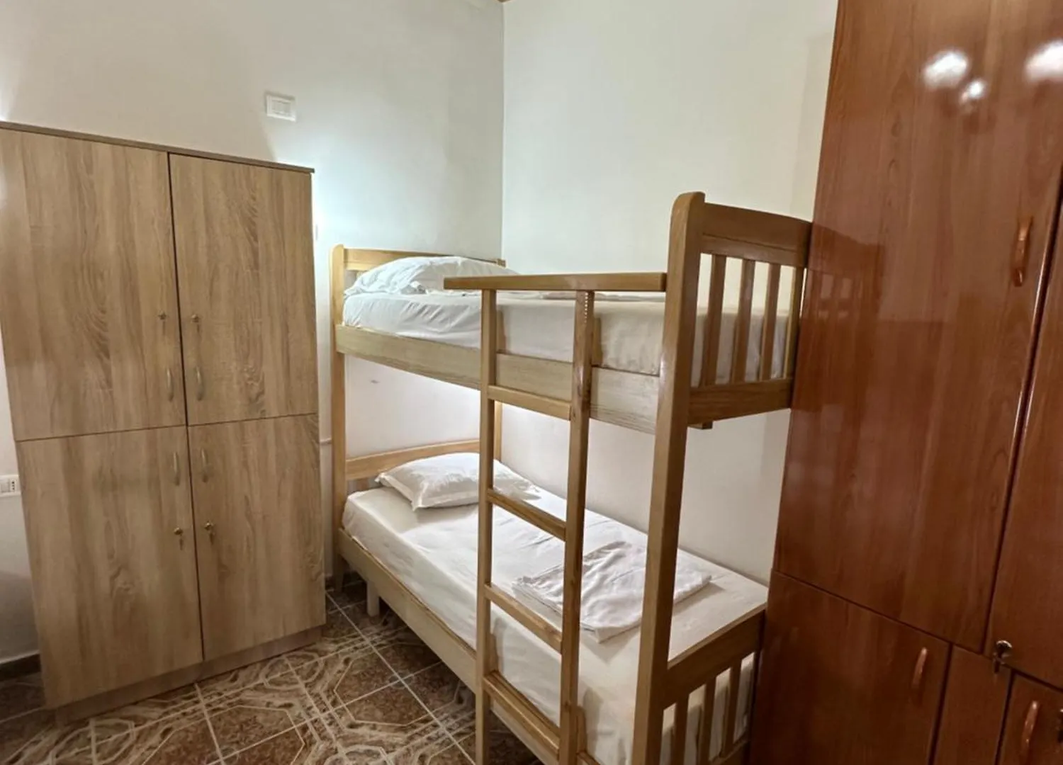 Tirana Lemon Breeze Hostel
