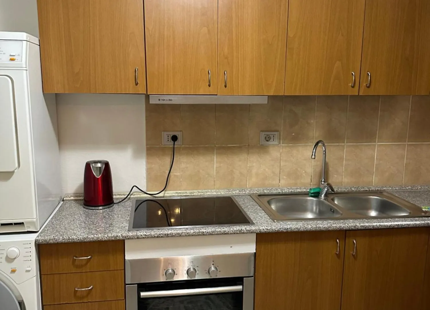 Tirana Lemon Breeze Hostel 0*,